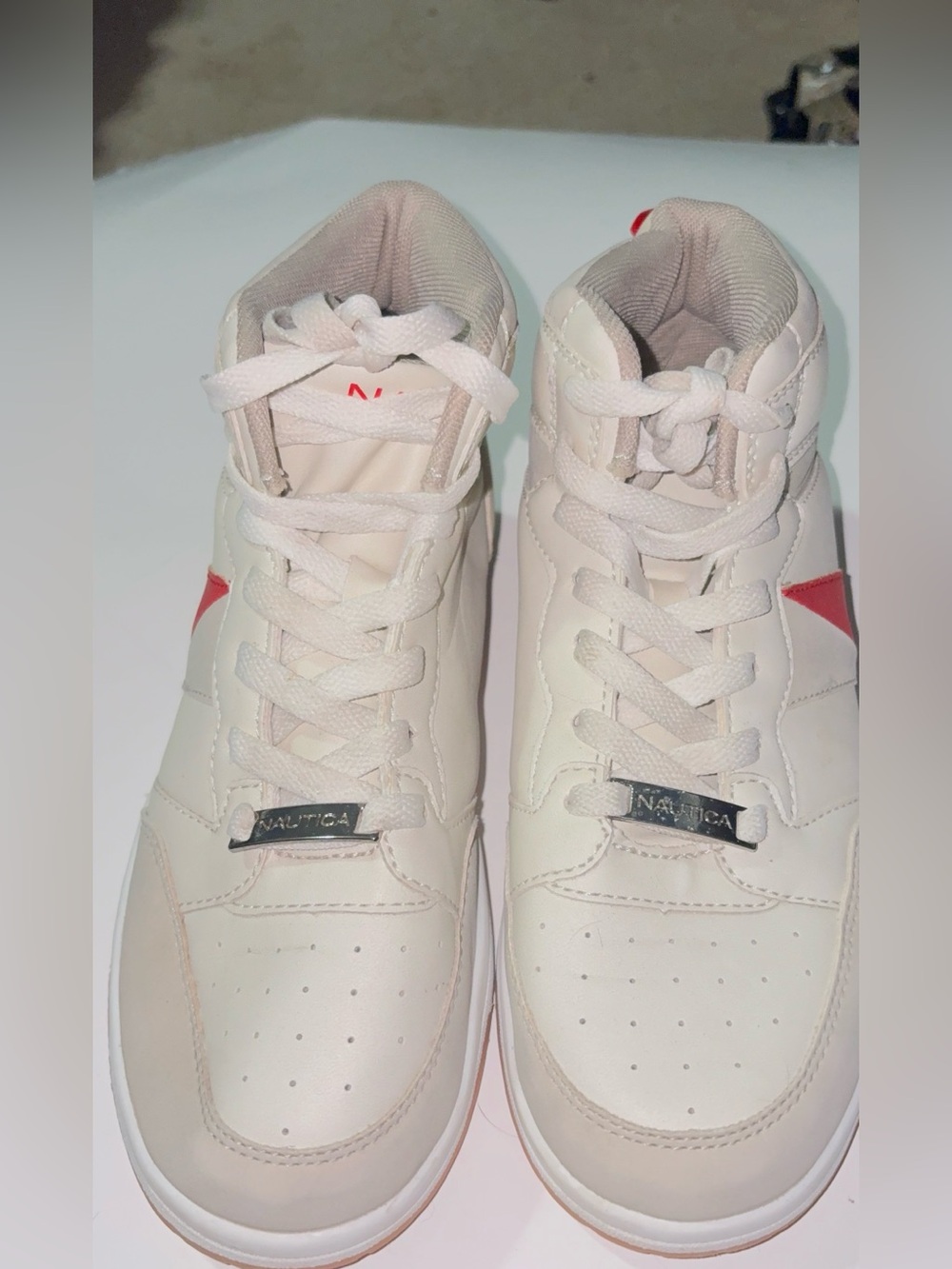 Nautica Grigsby Boys High-Top Sneakers Worn Only Twice White Beige Red Size 5